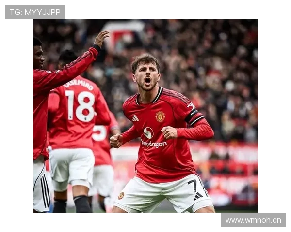 曼联更衣室矛盾问题持续，对球队近期表现稳定性造成影响