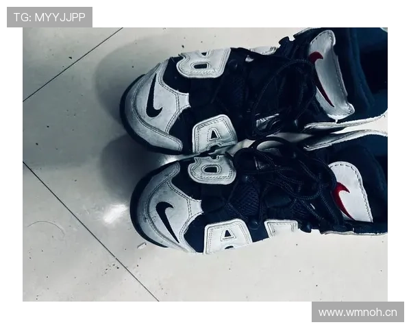 蔡赟当年省队发的球鞋穿到退役都没换，现在儿子上国际学校一年学费顶普通人十年工资