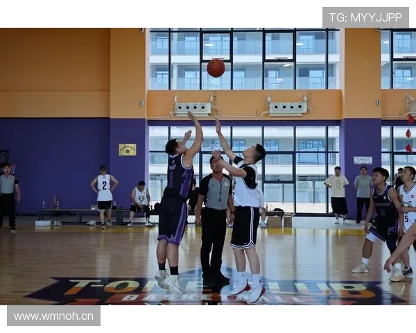 全面解读篮球跳球规则：开局的细节与实战应用分析